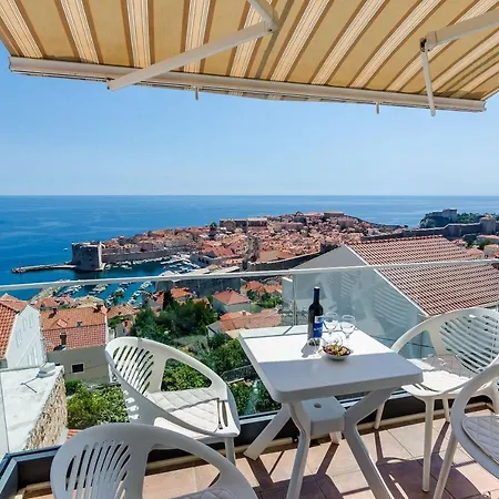 Isabora * Dubrovnik